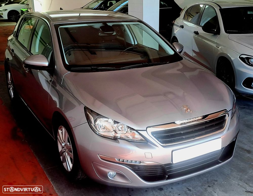 Peugeot 308 1.2 PureTech Style - 19