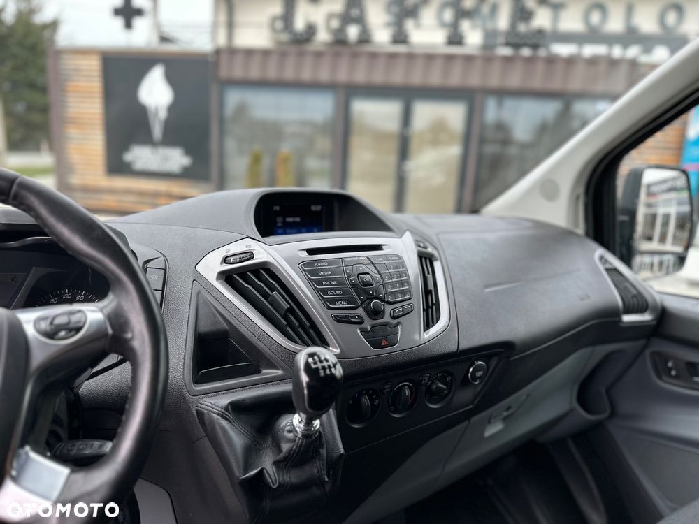 Ford Transit Custom - 19