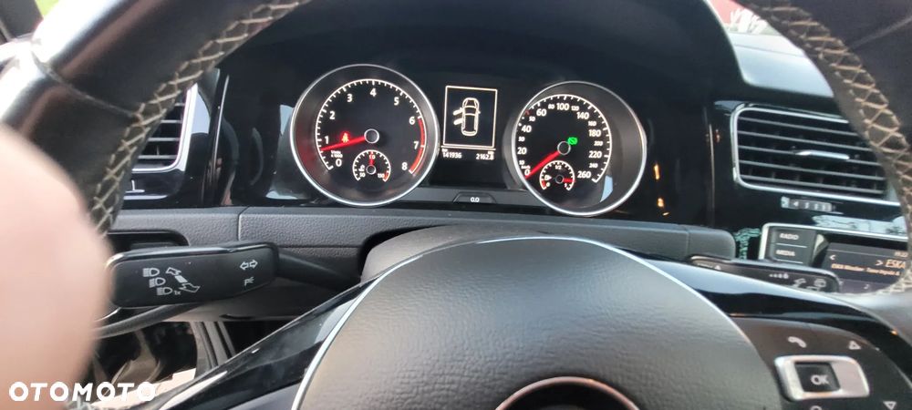 Volkswagen Golf 1.2 TSI BlueMotion Technology DSG Cup - 12