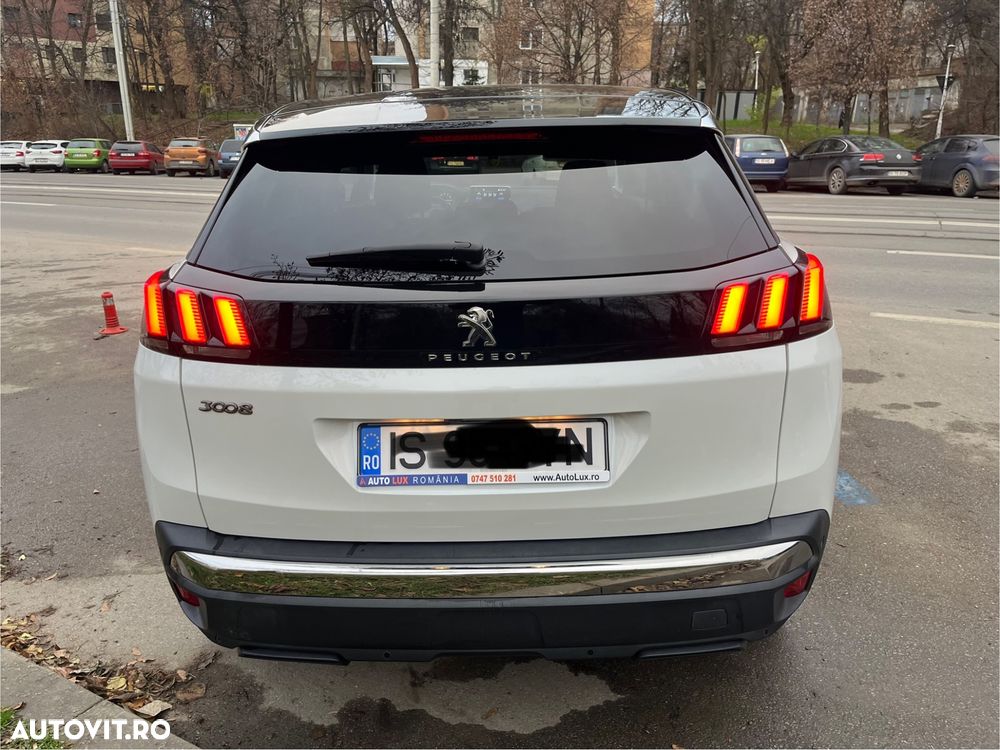 Peugeot 3008 PureTech 130 Stop & Start GPF EAT8 Allure - 1