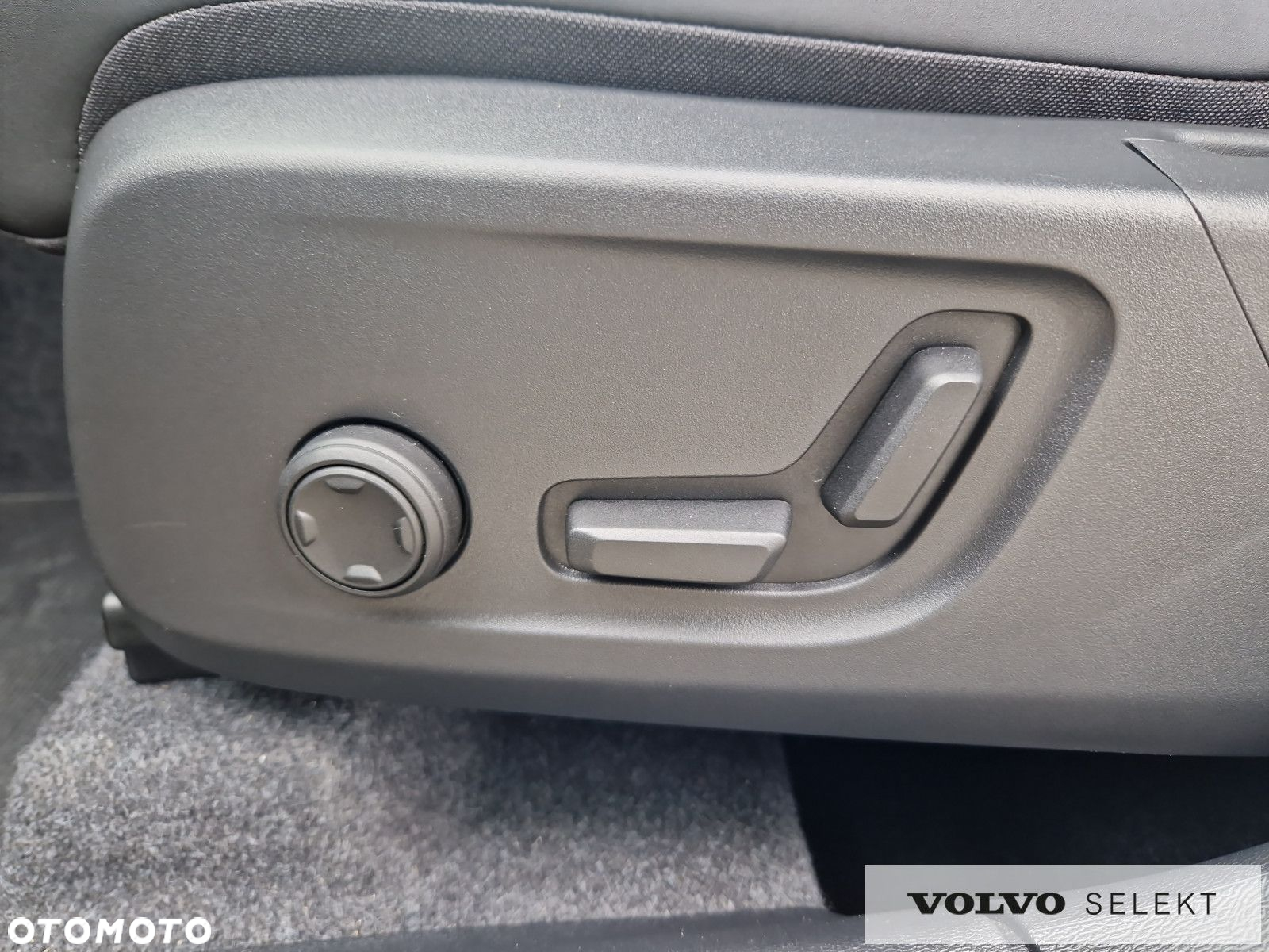 Volvo XC 40 - 21