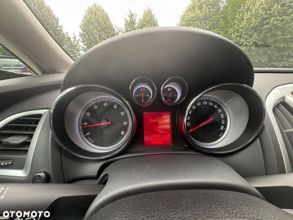 Opel Astra 1.4 T Cosmo - 8