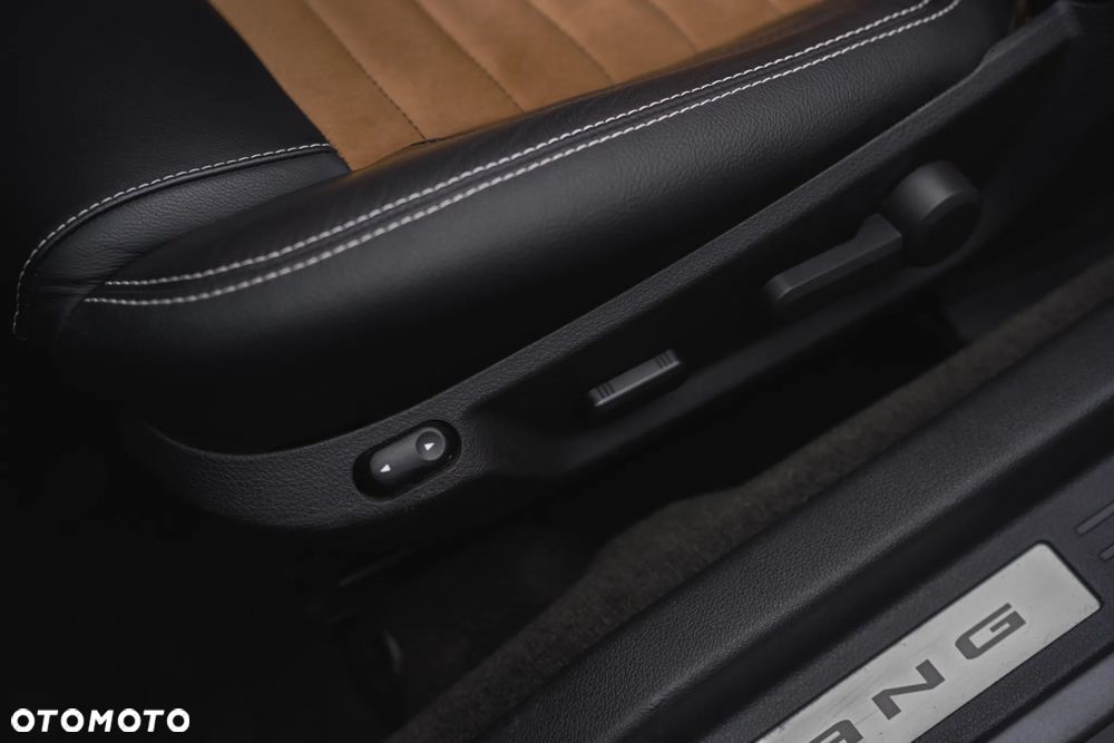 Ford Mustang 3.7 V6 Premium - 29