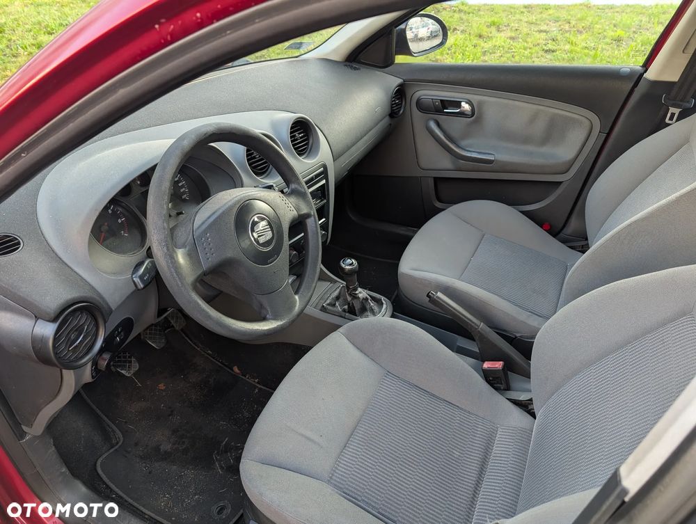 Seat Ibiza 1.4 16V Signo - 7