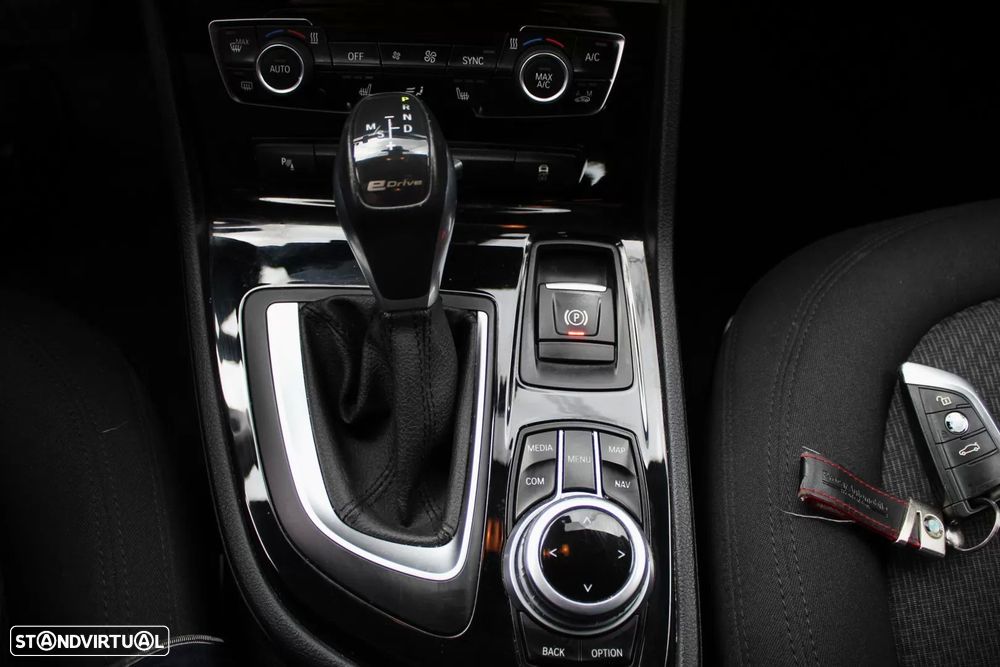 BMW 225xe Active Tourer Advantage - 15