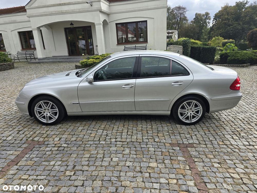 Mercedes-Benz Klasa E - 19