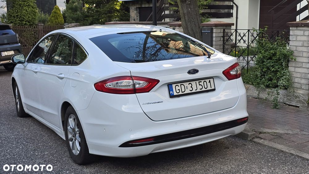 Ford Mondeo 2.0 TDCi ECOnetic Start-Stopp Titanium - 12