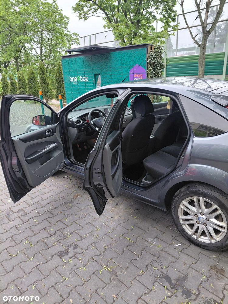 Ford Focus 1.8 TDCi Ghia - 19