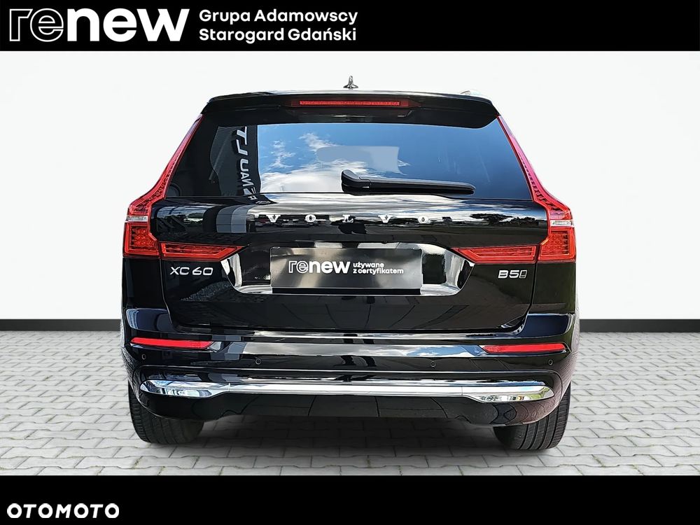 Volvo XC 60 B5 D AWD Ultimate Bright - 12