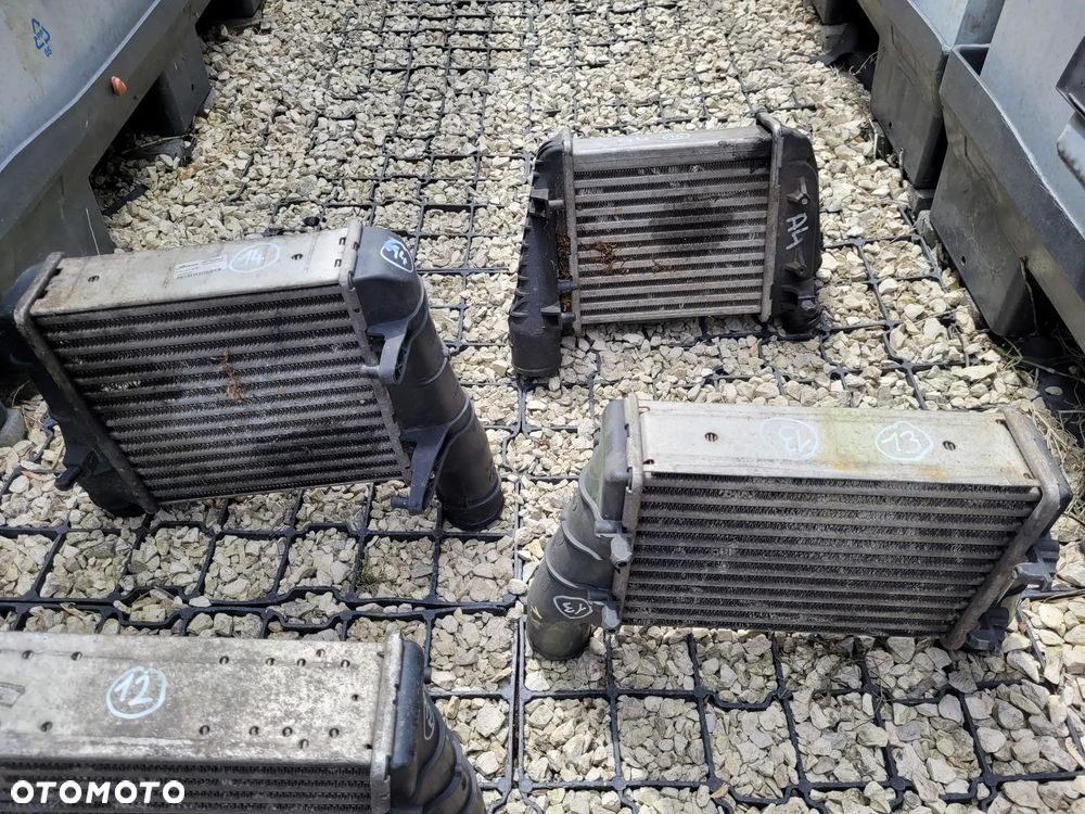 INTERCOOLER CHŁODNICA POWIETRZA AUDI A4 B7 2.0 TDI - 17