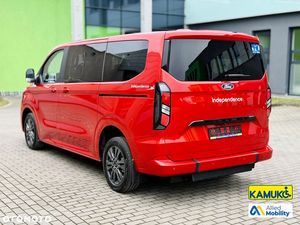 Ford Tourneo Custom 2.0 EcoBlue 320 L1 Titanium - 6