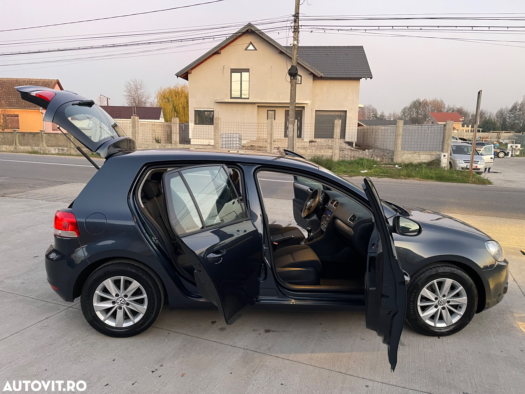 Volkswagen Golf 1.4 Comfortline - 30