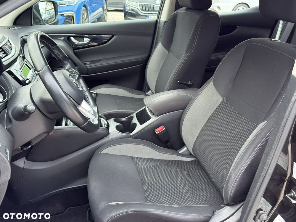 Nissan Qashqai - 12