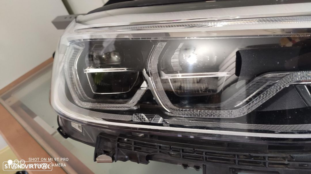 Farol direito BMW G32 série 6 GT Adaptativ LED - 5