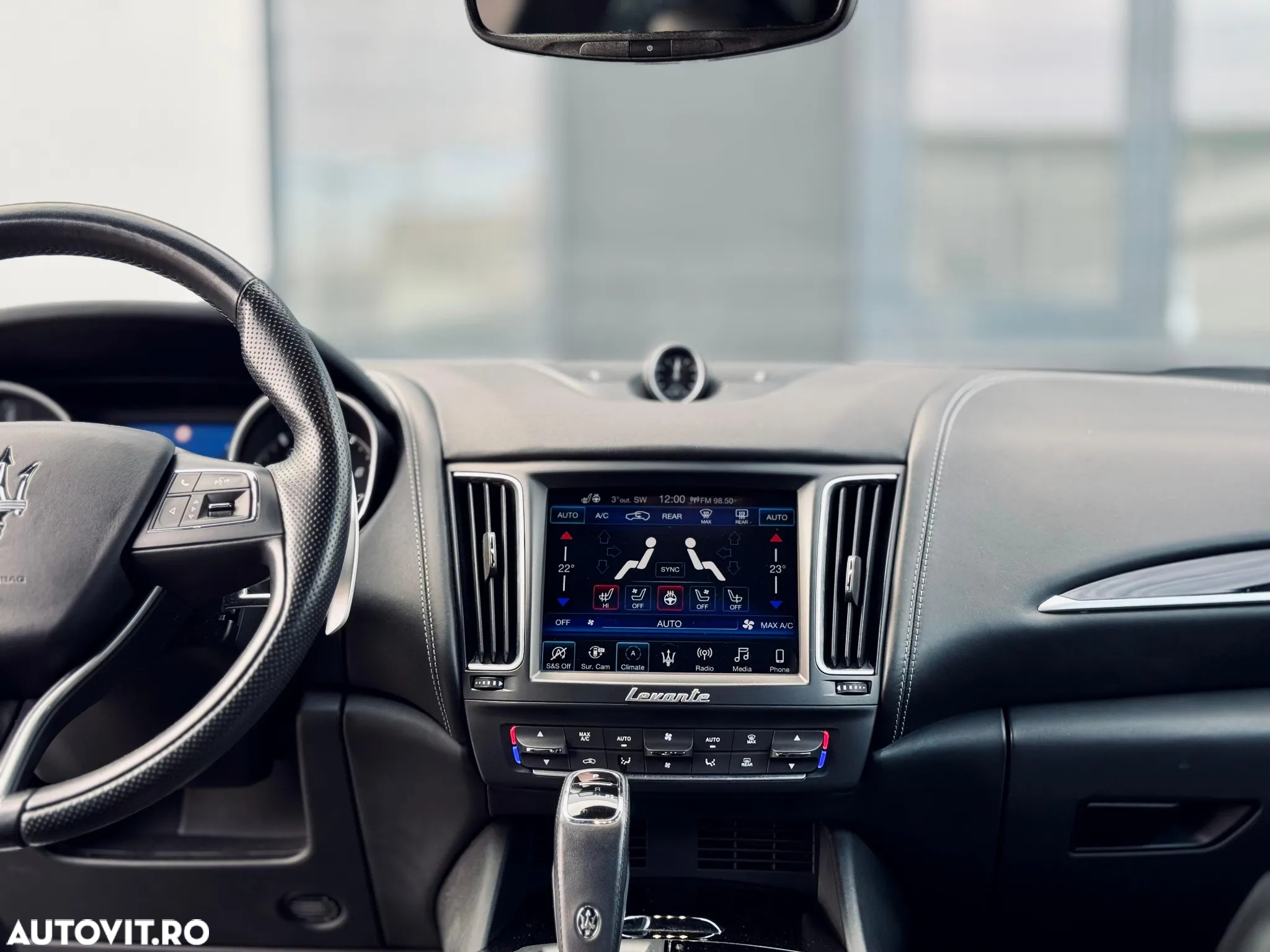 Maserati Levante S Q4 GranSport - 18