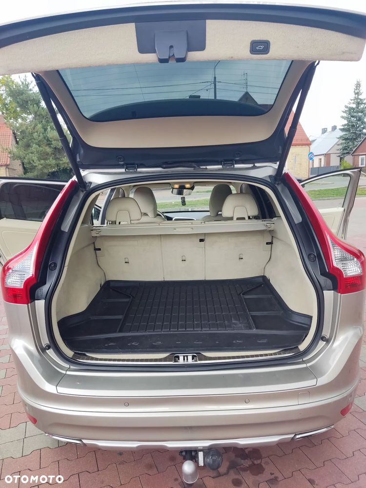 Volvo XC 60 D4 Summum - 4