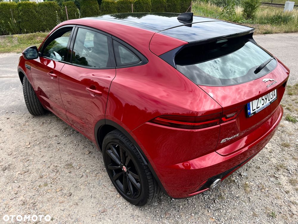 Jaguar E-Pace 2.0 i4D AWD R-Dynamic - 12