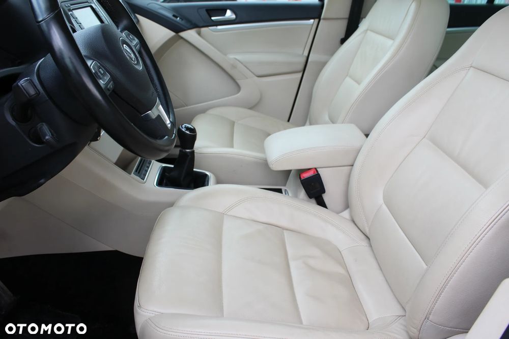 Volkswagen Tiguan 2.0 TDI DPF BlueMotion Technology Team - 12