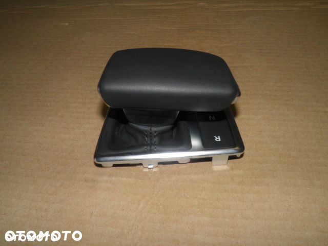 GAŁKA ZMIANY BIEGÓW MIESZEK AUDI A4 B9 A5 - 4