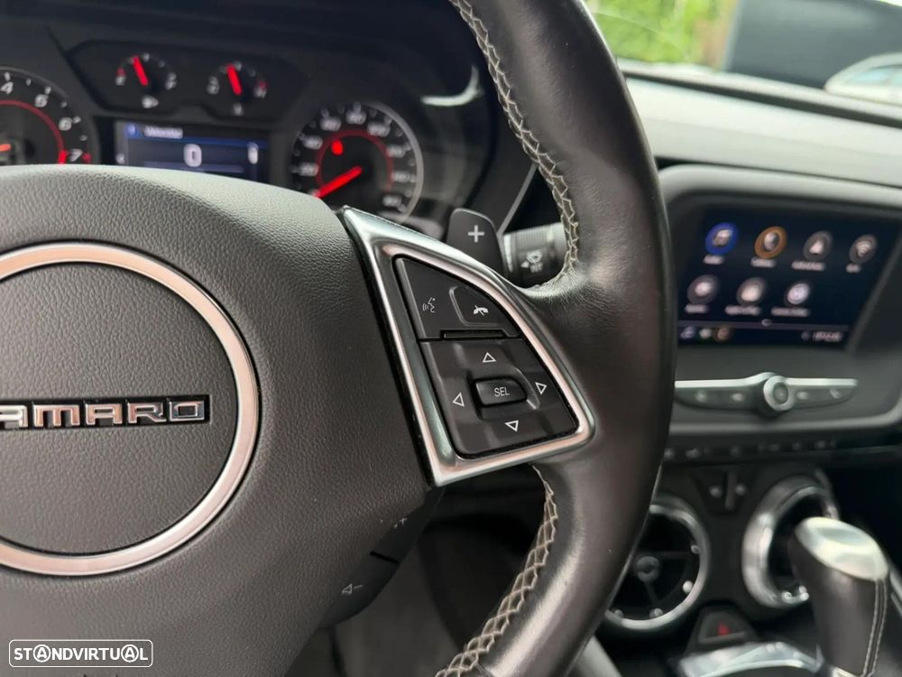 Chevrolet Camaro 2.0 Aut. - 29