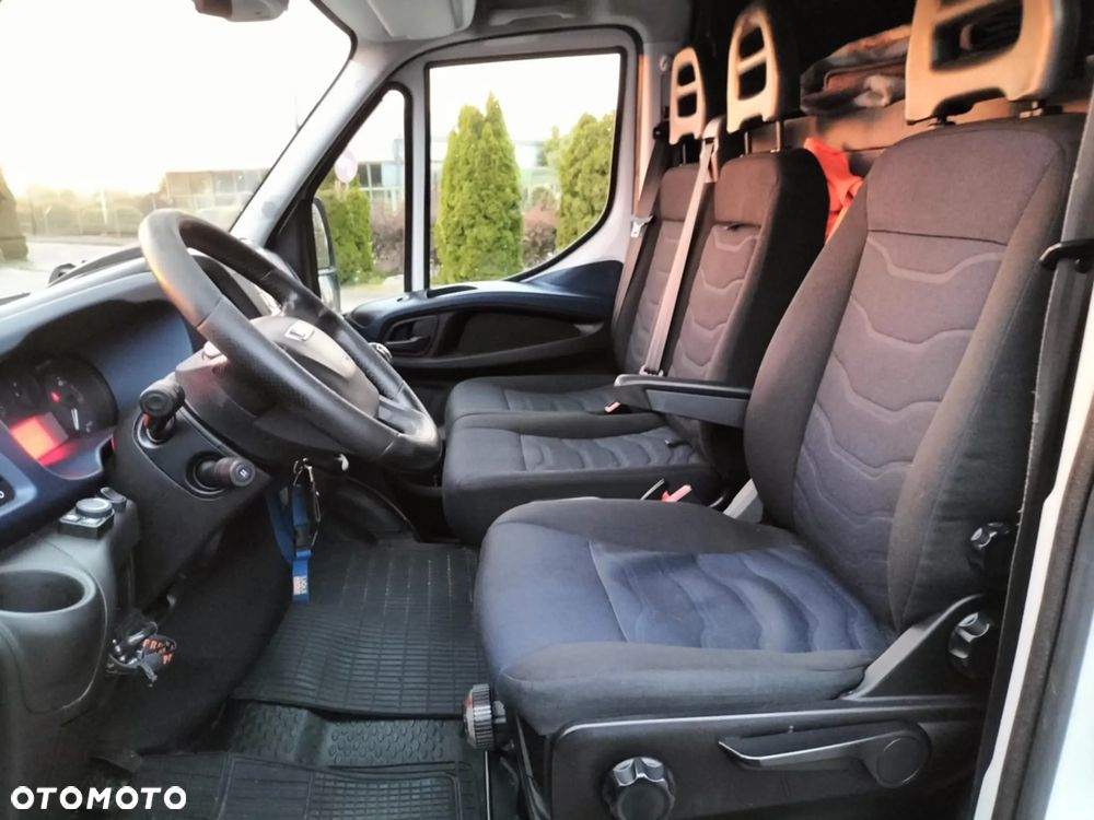 Iveco DAILY - 7