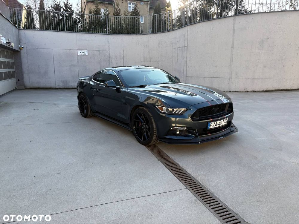 Ford Mustang 5.0 V8 GT - 11
