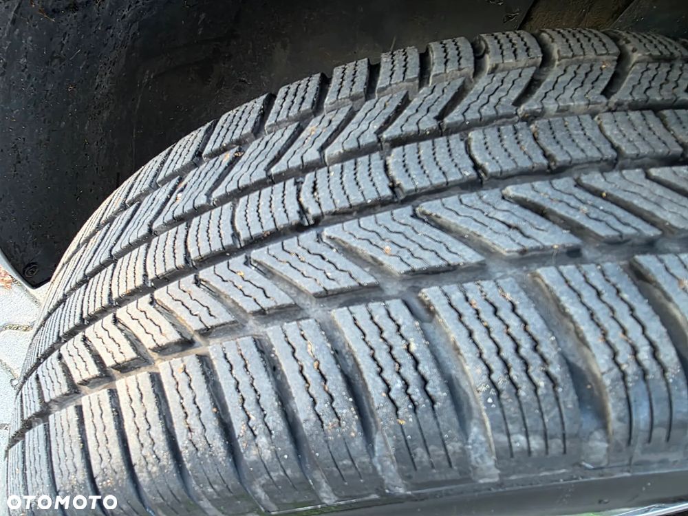 Hyundai Tucson 1.6 T-GDI Premium 4WD DCT - 11