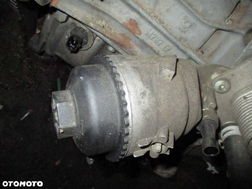 PODSTAWA FILTRA OLEJU OPEL ASTRA H 1.9CDTI Z19DT - 1