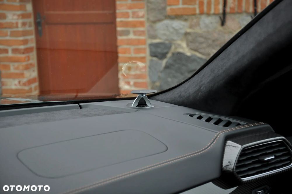 Lamborghini Urus Standard - 28