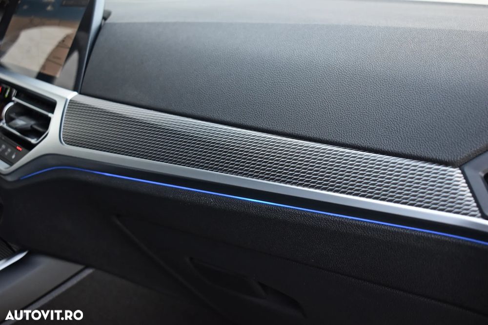 BMW Seria 3 320i Aut. M Sport - 26