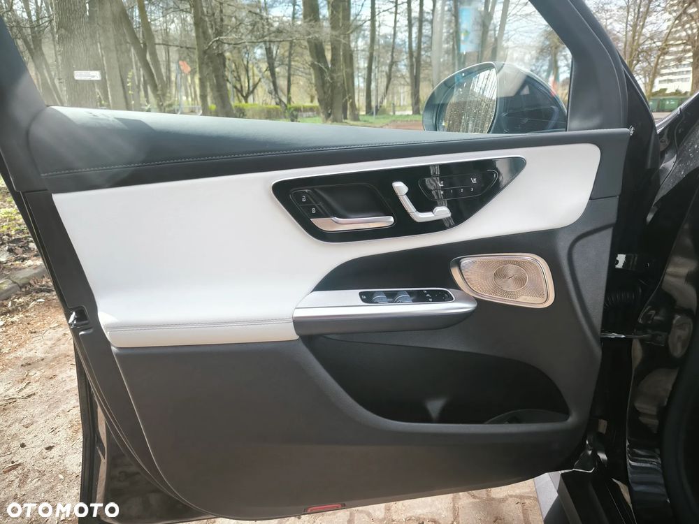 Mercedes-Benz GLC 220 d mHEV 4-Matic AMG Line - 15