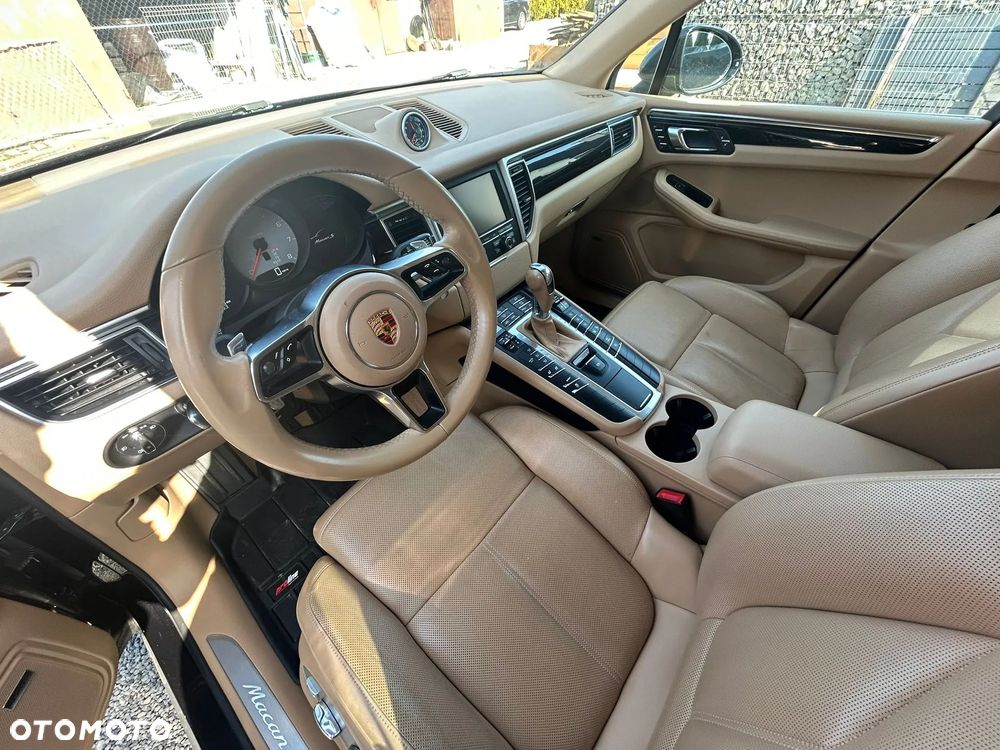 Porsche Macan S - 10