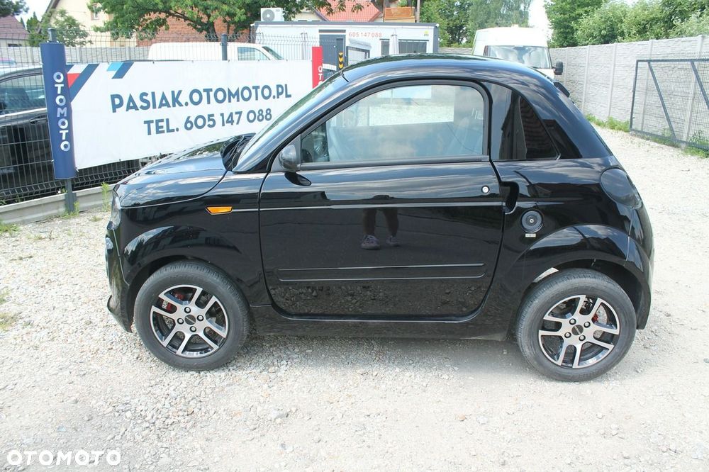 Microcar DUE - 8