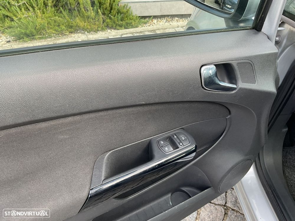 Opel Corsa 1.3 CDTi Enjoy - 20