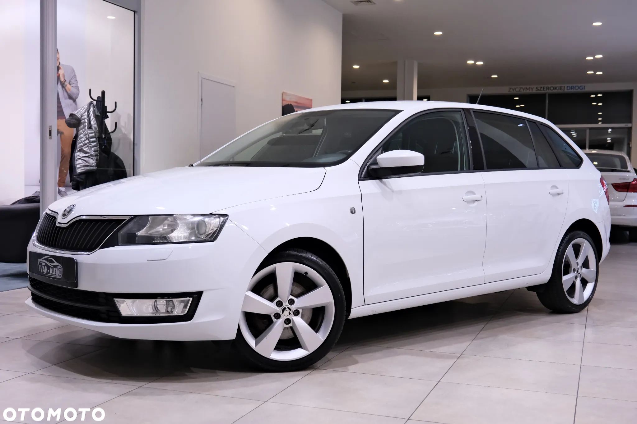 Skoda RAPID 1.2 TSI Active - 22