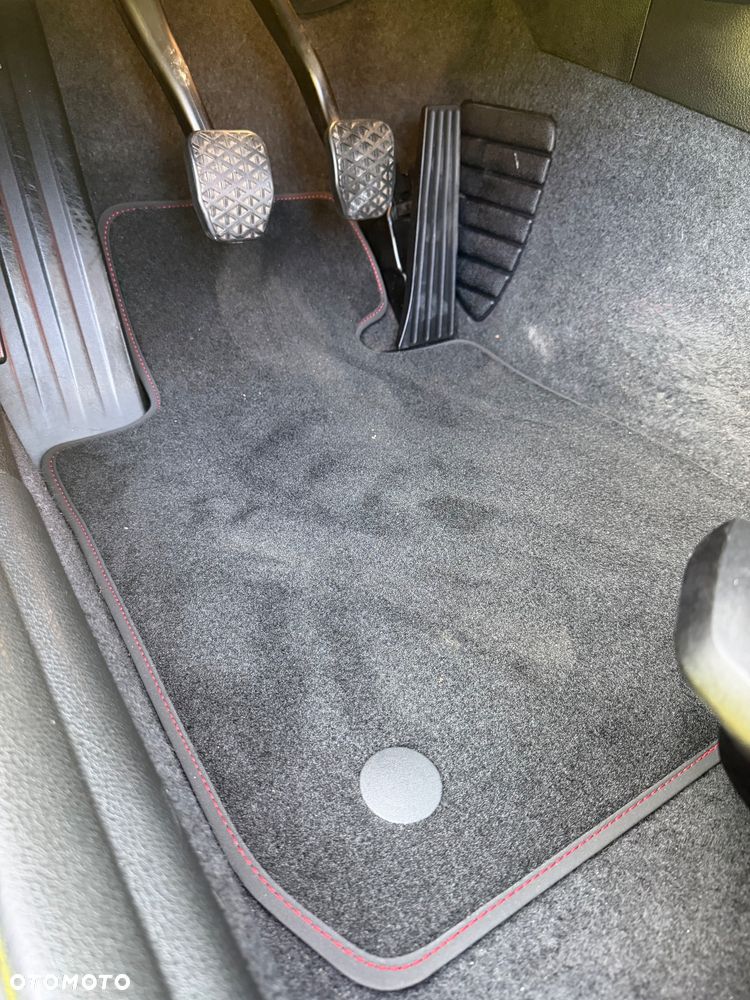 BMW Seria 1 116d DPF - 31