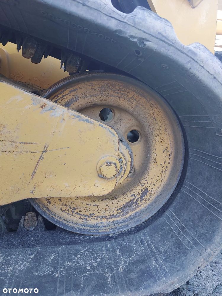 Caterpillar 279D3 - 23