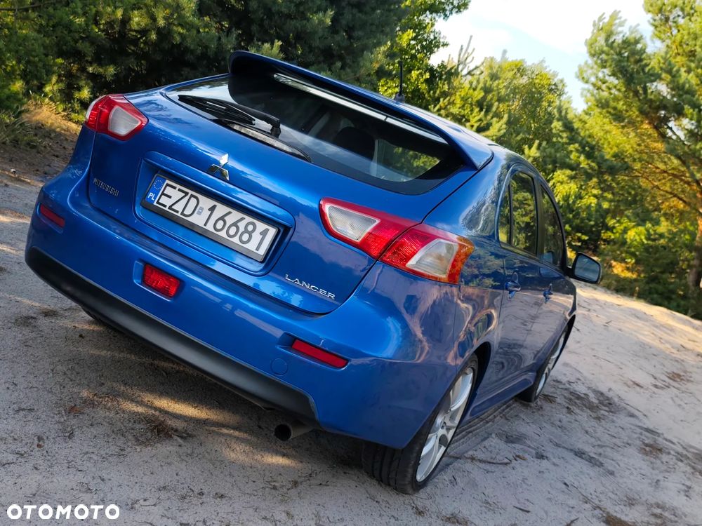 Mitsubishi Lancer 1.8 Intense - 14