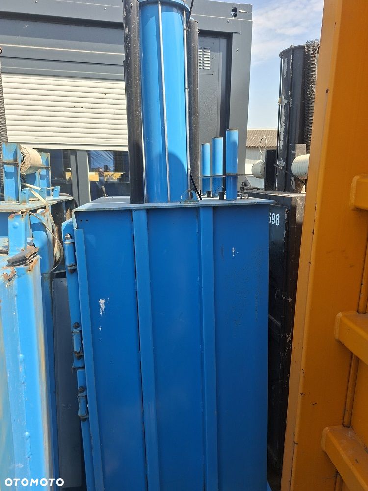 Inny Mil-tek  Dixi - 3