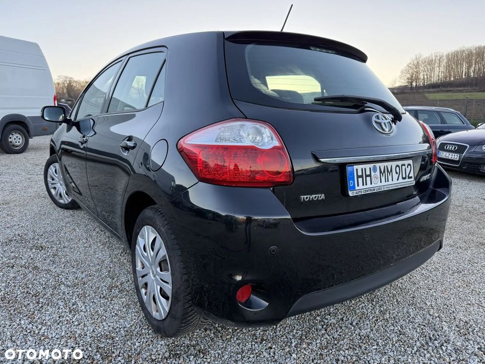 Toyota Auris - 7