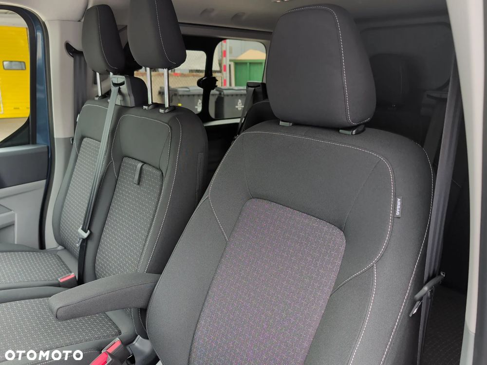Ford Transit Custom - 11