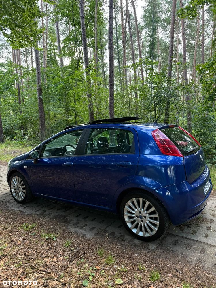Fiat Grande Punto 1.9 Multijet 8V Emotion - 5