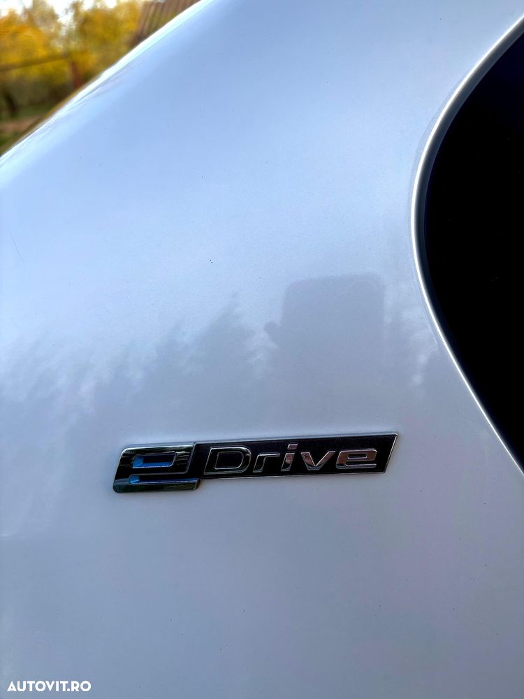 BMW Seria 3 330e iPerformance Luxury Line - 4