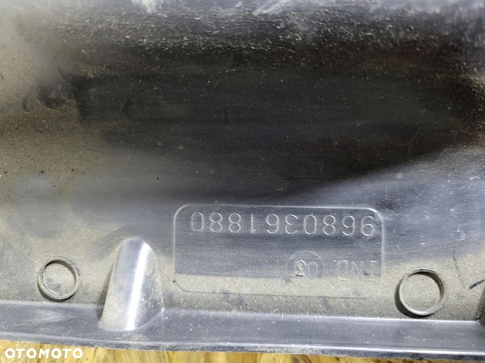 Kierownica powietrza prawa Peugeot 308 T7 - 4