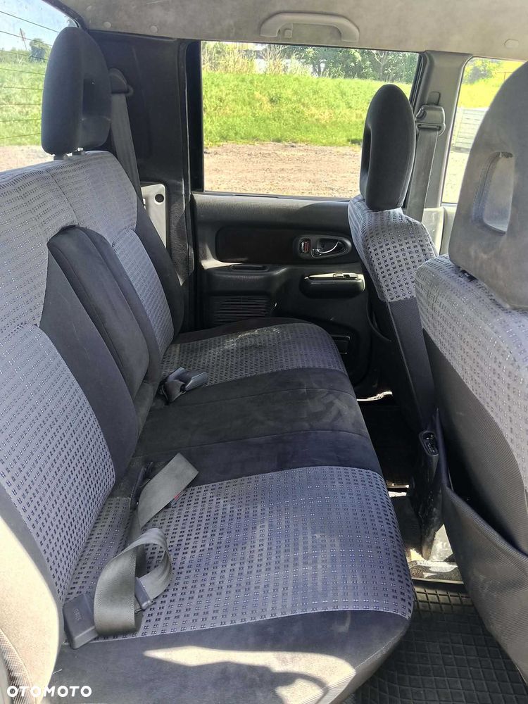 Mitsubishi L200 - 6