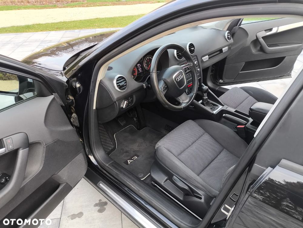 Audi A3 Sportback 2.0 TDI Ambition - 11