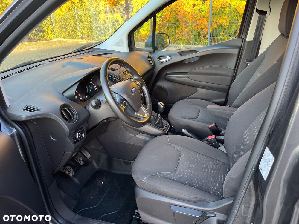 Ford Transit Courier - 6