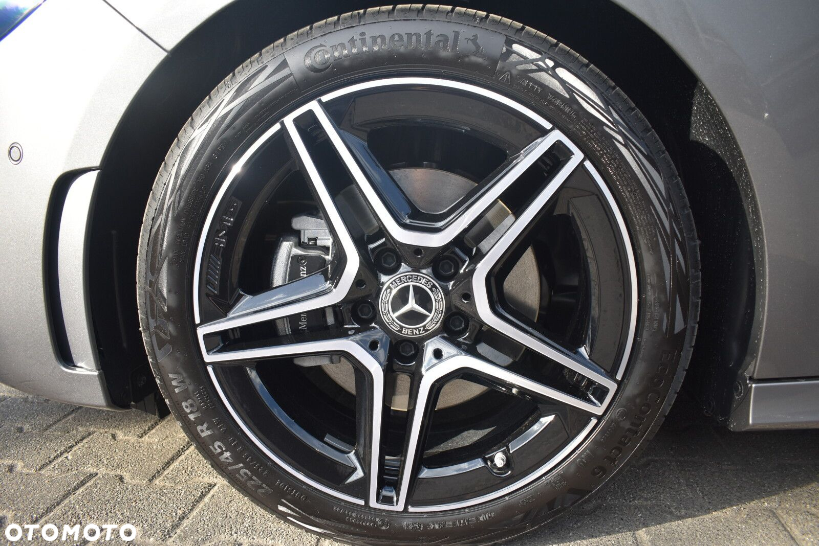 Mercedes-Benz Klasa B 200 d AMG Line 8G-DCT - 10