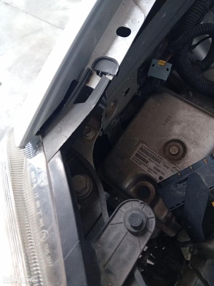 Ótica / farol esquerda FIAT Grande Punto (199_) - 6