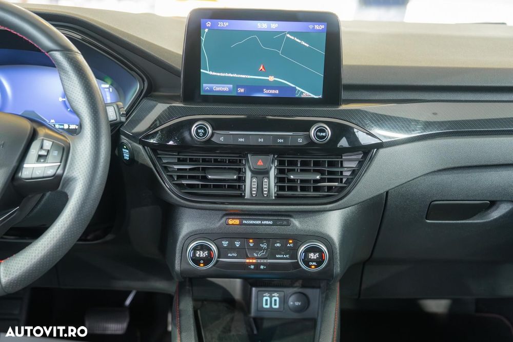 Ford Kuga 2.5 Duratec PHEV ST Line - 17